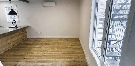 🏙️ 5½ à louer – 215 rue Alexandre, Sherbrooke - Photo 2