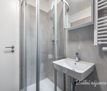 Pronájem bytu 1+kk 22 m2 - Photo 5