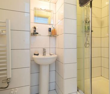 Market Street, Loughborough - Photo 4