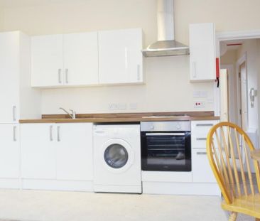 1 Sutherland Road F2 - Photo 6