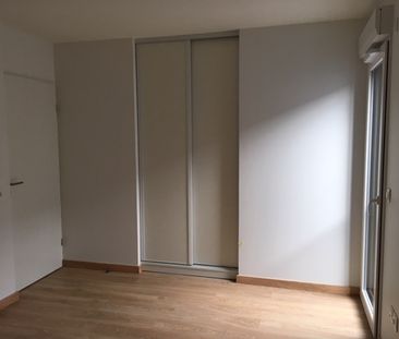 Location Appartement 3 pièces 77m² - Photo 2