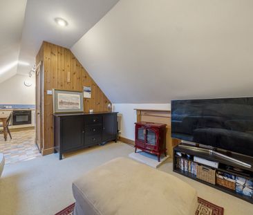Round House Farm, Henley-on-thames, RG9 - Photo 6