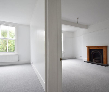 2 bedroom flat to rent - Photo 6 | Rentumo