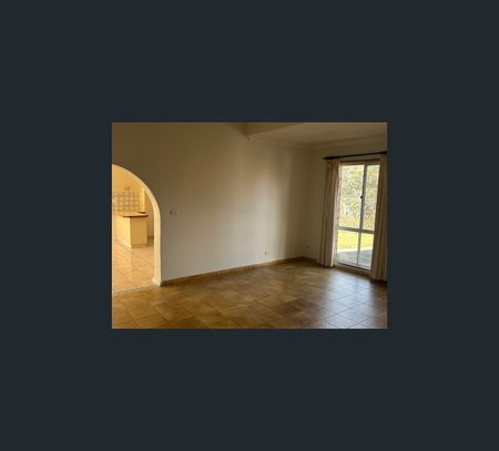21 B Severne Street, Greenleigh, NSW 2620 - Photo 4
