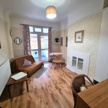 1 bedroom in a house share to rent - Photo 1