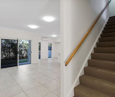 A Story to Welcome You Home - Photo 2