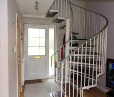 2 bedroom House To Let Total Size: 668 SQ FT - Photo 4