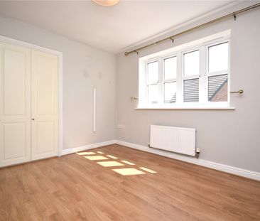 6, Steeple Close, Morley, Leeds, West Yorkshire, LS27 0TB - Photo 6