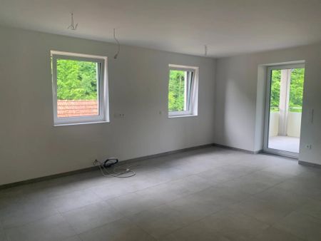Erstbezug: Traumhafte Maisonette mit großzügigem, überdachtem Balkon - Foto 2