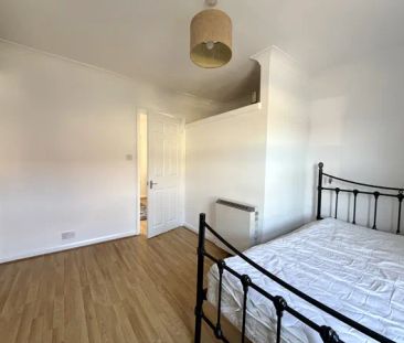 Whitehawk Road, Brighton BN2 5FB 1 bedroom flat to rent - Photo 2