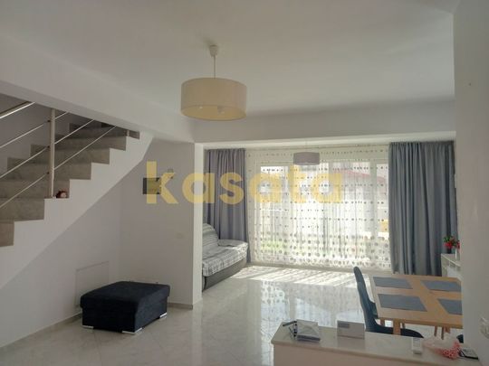 Vilă Modernă 4 Camere | Curte Privată | Zonă Excelentă - Fotografie 1
