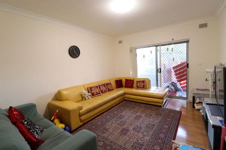 PERFECT 3 BEDROOM UNIT FOR RENT!!!!!!!! - Photo 3