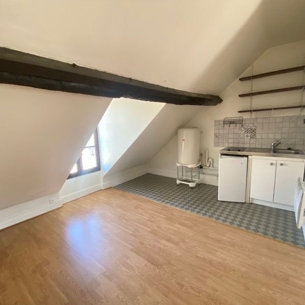 Location Appartement 1 pièce 21m² - Photo 1