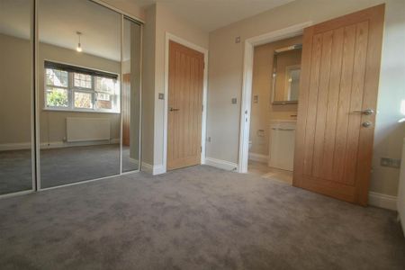 3 bedroom terraced house to rent - Photo 4