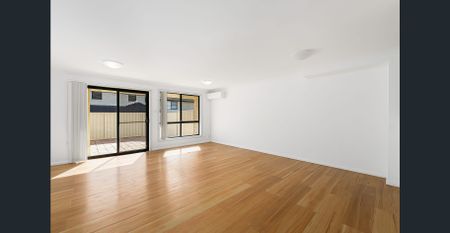 Great Location - Spacious Townhouse - Photo 4