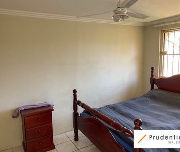 Low Maintenance Townhouse - Photo 4