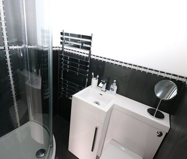 Kingston Avenue, Shoeburyness, Southend-on-Sea, Essex, SS3 8TS - Photo 6