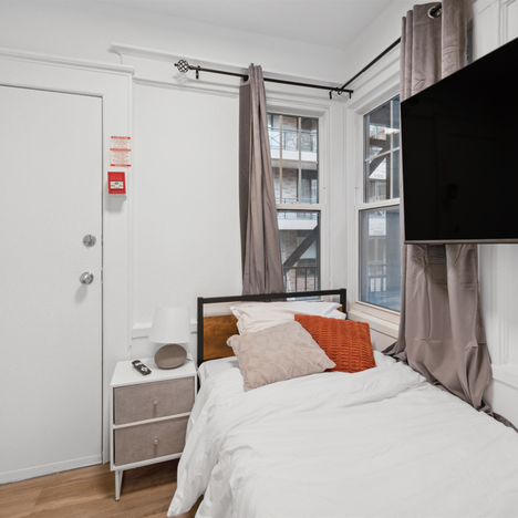 Entire Apartment - Charles St - Photo 1