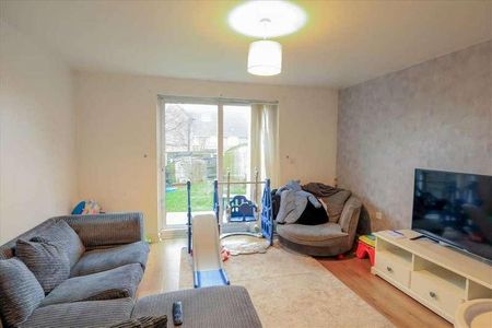 Wren Close, Corby, NN18 - Photo 5