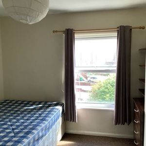 1 Bedroom Apartment To Rent in Nottingham - Photo 2