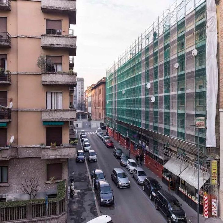 Via Giulio Tarra, Milan, Lombardy 20124 - Photo 1