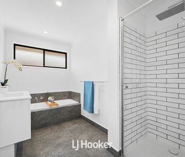 Fully Renovated Home in Prime Location! - Photo 1