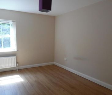 5 Throne Terrace, Newtownabbey, BT36 7NR - Photo 2