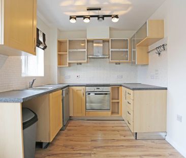 Price £1,600 pcm - Let - Photo 2