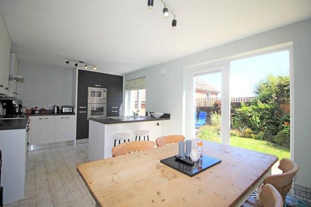 3 bedroom detached house to rent - Photo 1