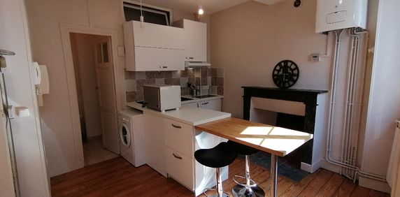 Location Appartement 2 pièces 31m² - Photo 2