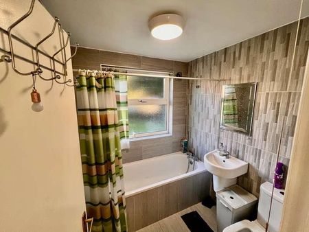 Kent Avenue, W13 - Photo 4