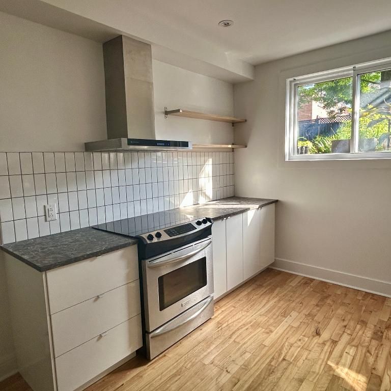 Studio à louer incluant 5 électroménagers – disponible 1er mai 2026 - Photo 1