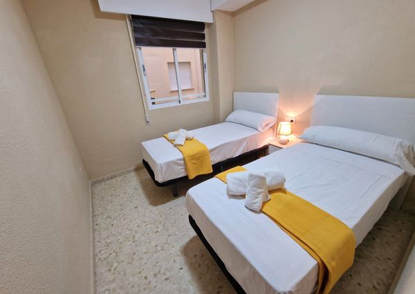 Apartamento de alquiler en Avenida Miguel Hernández, 10, Centro Urbano