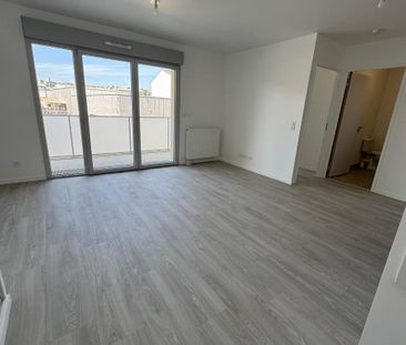 Location Appartement 2 pièces 41m² LE HAVRE 76600 - Photo 1