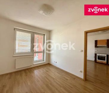 Pronájem bytu 2+kk 53 m - Fotografie 1