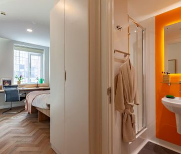 1 bedroom in a house share to rent - Photo 5