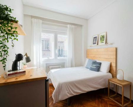 Calle de Evaristo San Miguel, Madrid, Community of Madrid 28008 - Photo 3