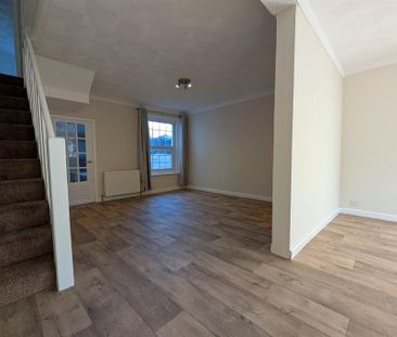 2 bedroom house to rent - Photo 3