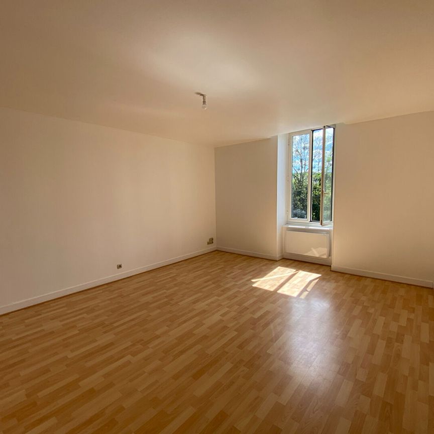 Location Appartement 2 pièces 48m² - Photo 1