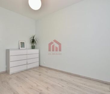 3-pok mieszkanie z miejscem w garażu i komórką - Photo 1