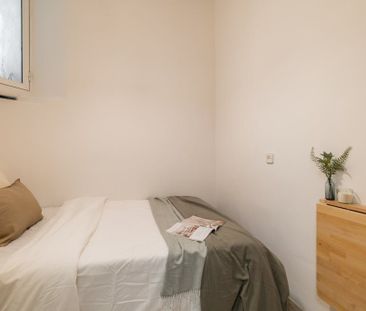 Carrer la Rambla, Barcelona, Catalonia 08002 - Photo 5