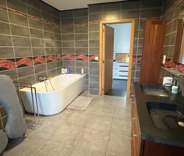 Maison 3 chambres, jardin, garage et balcons - Photo 5