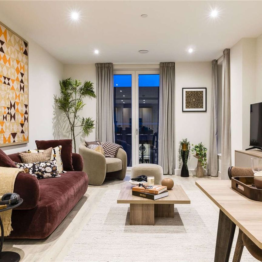 Presenting a stylish and well crafted two bedroom apartment at Pearl Yard. - Photo 1