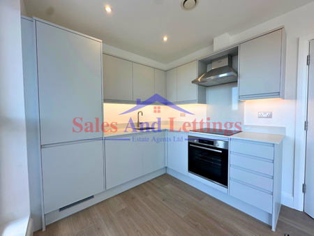 1 bedroom flat to rent - Photo 5