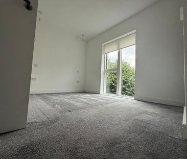 3 bedroom detached house to rent - Photo 2