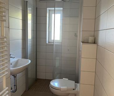 3-Raum-Wohnung im Altbau mit bodengleicher Dusche - Foto 1
