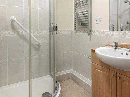 1 bedroom apartment to rent - Photo 3