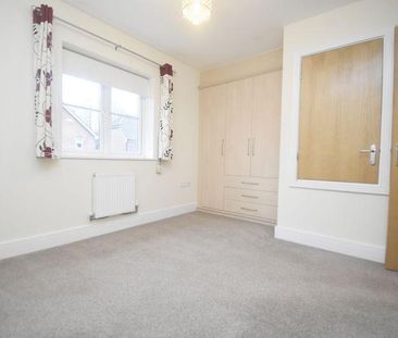 2 bedroom semi-detached house to rent - Photo 3