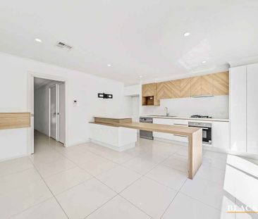 2 STOREY TOWNHOUSE - Photo 6