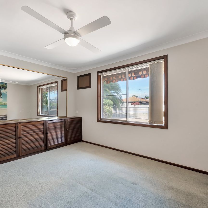 Secure Family Home - Photo 1